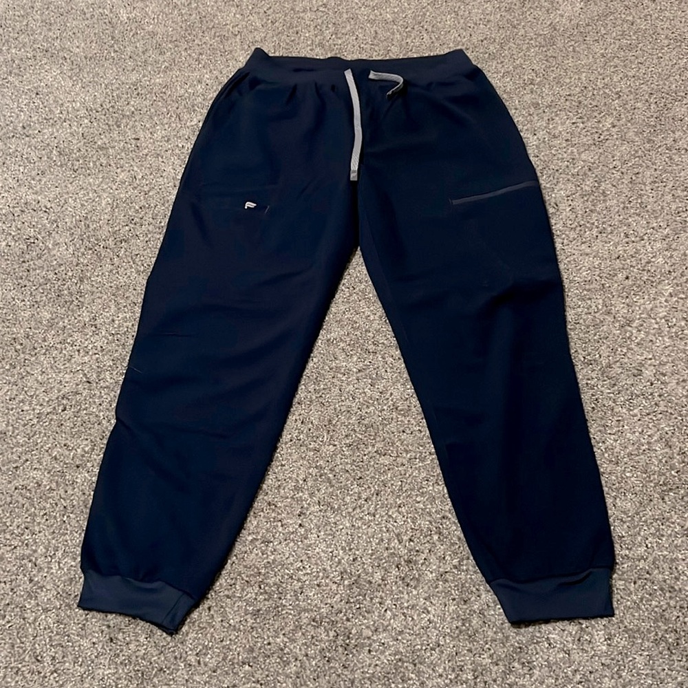 Fabletics Scrub Pants